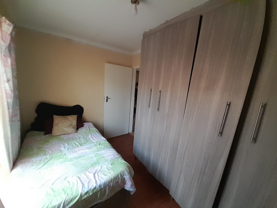 2 Bedroom Property for Sale in Tlhabane West North West